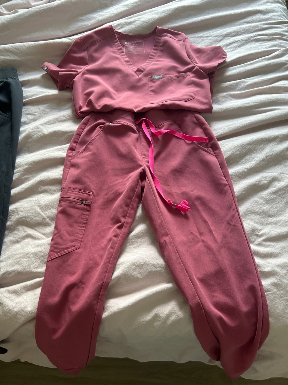 Figs Rose Quartz Breast Cancer Awareness set